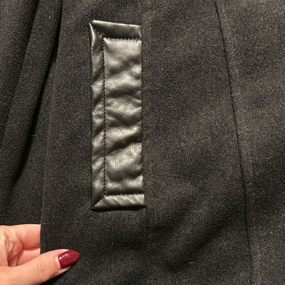 Voice black lightweight pea coat - Picture 5 of 7